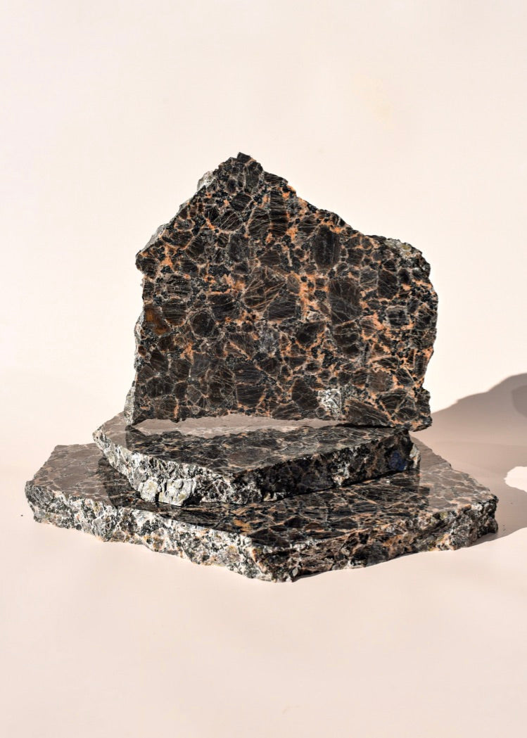 Ancient Candle Co Wabi-Sabi - Live Edge Stone Base Dark Stone